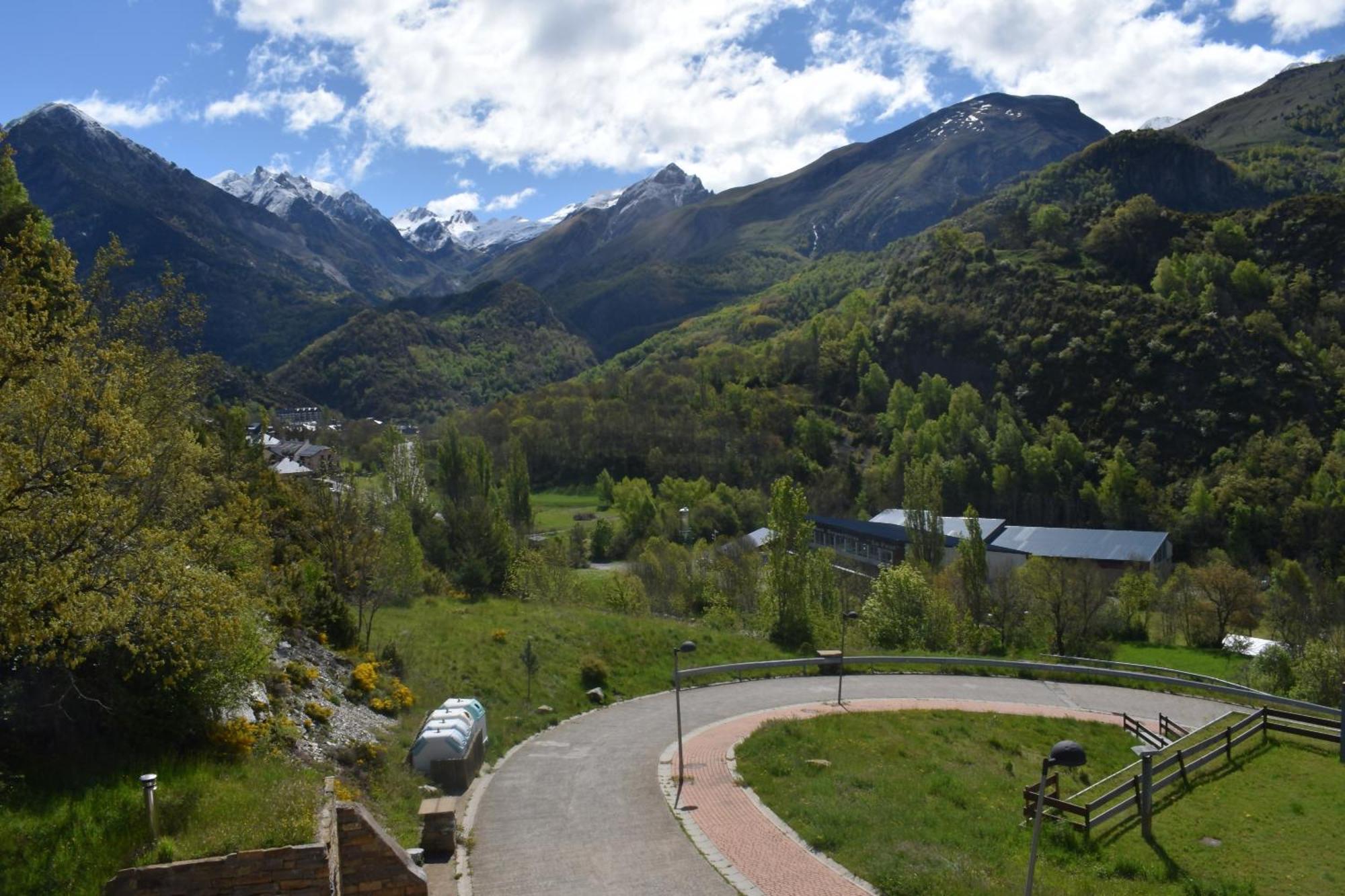 Argualas Triplex Con Piscina Panticosa Bagian luar foto