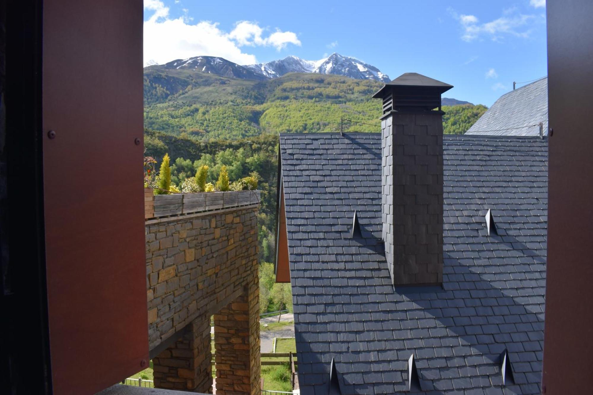 Argualas Triplex Con Piscina Panticosa Bagian luar foto